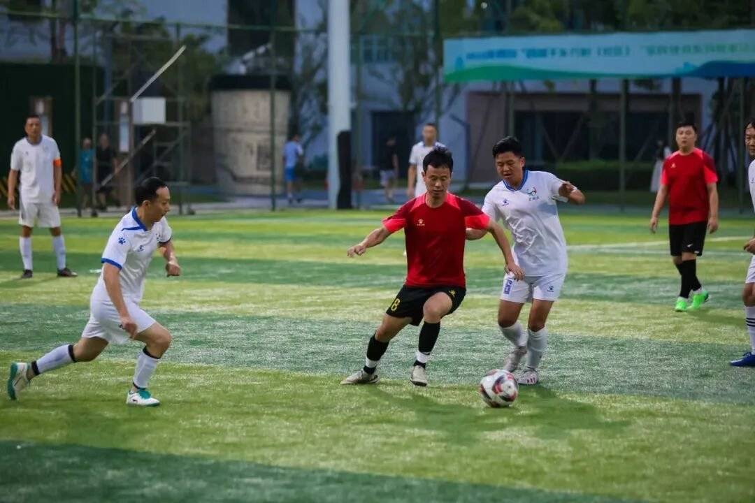 MbGab, 绩领跑积分, 月金秋