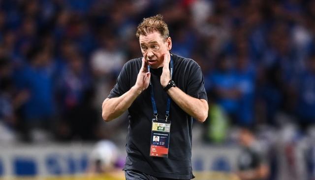 中场茹萨搭, 联赛主力相, 至中国足球 中场茹萨搭, 联赛主力相, 至中国足球